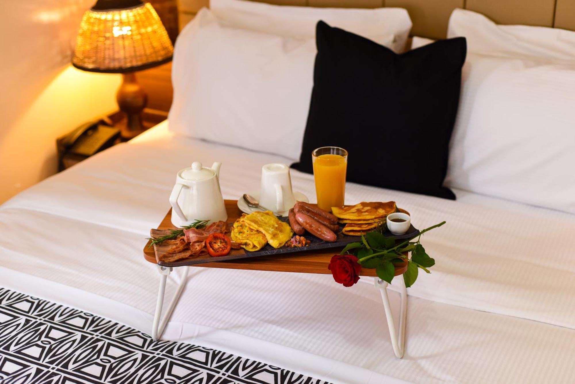 Gazelle Guest House Кампала Екстериор снимка